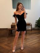 Sheath Off-the-Shoulder Sequin Short/Mini Lace Dress