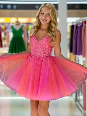 A-line V-neck Appliques Lace Short/Mini Tulle Dress