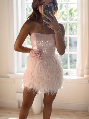 Sheath Straight Feathers/Fur Short/Mini Sequins Dress