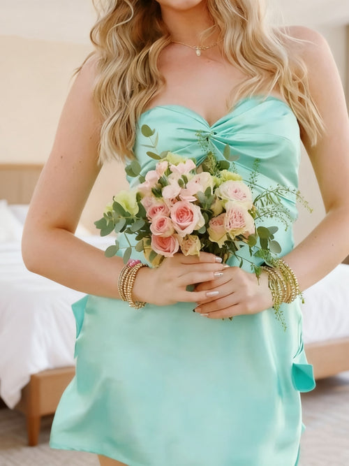 Sheath Straight Pleated Short/Mini Silk Like Satin Homecoming Dress