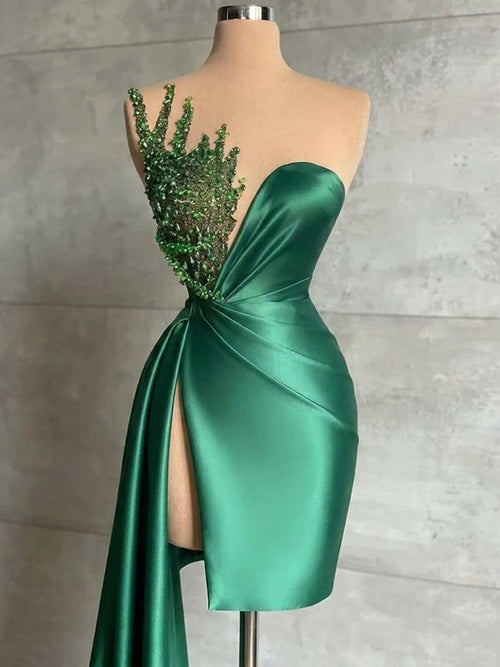 Sheath/Column Pleated Short/Mini Silk Like Satin Homecoming Dresses