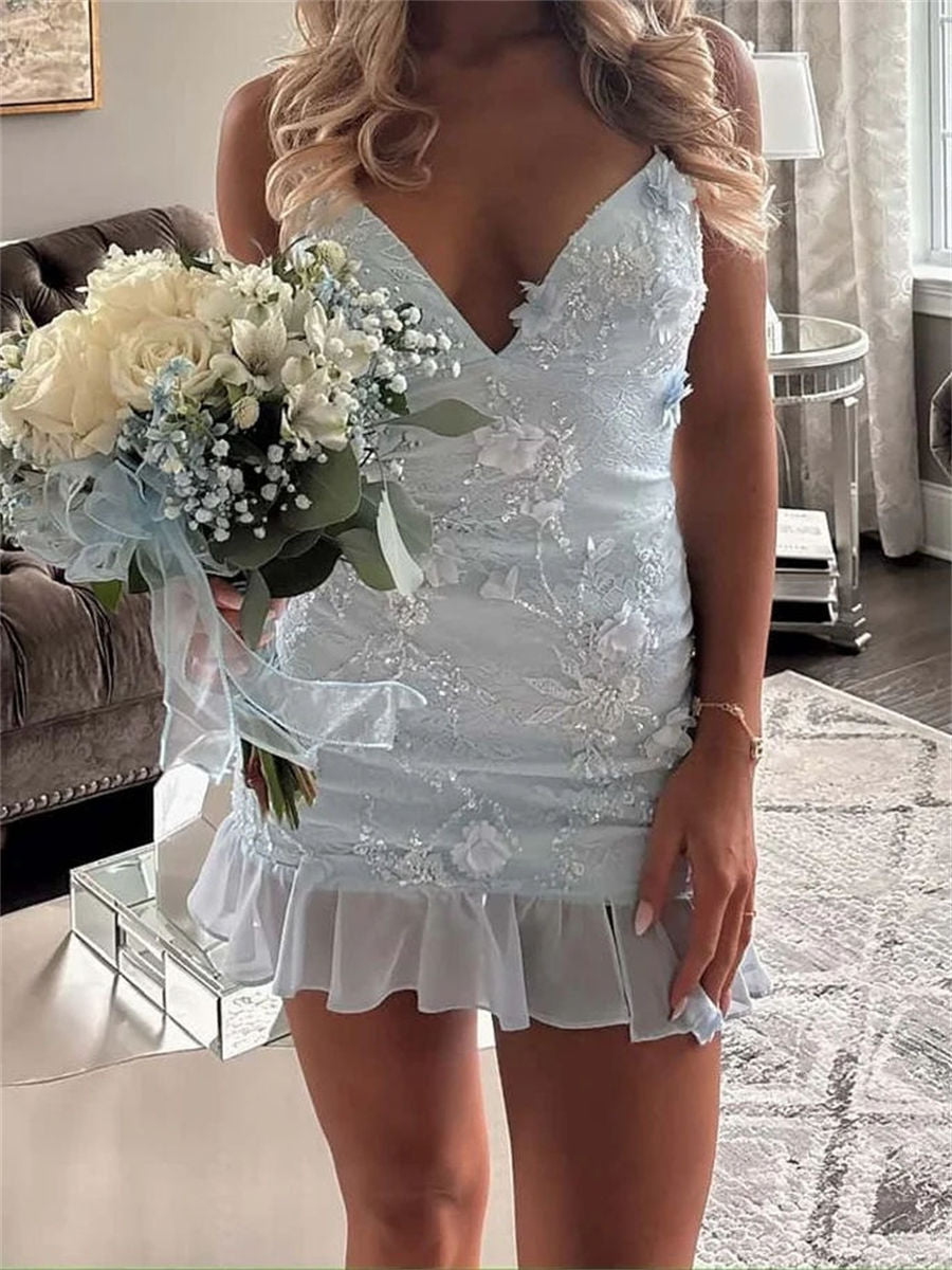 Sheath/Column V-neck Appliques Lace Short/Mini Lace Homecoming Dresses