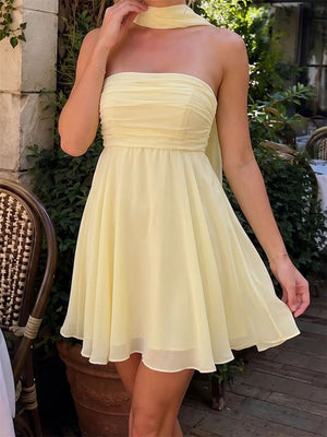 A-line/Princess Straight Ruffles Short/Mini Chiffon Homecoming Dresses