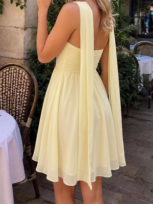 A-line/Princess Straight Ruffles Short/Mini Chiffon Homecoming Dresses