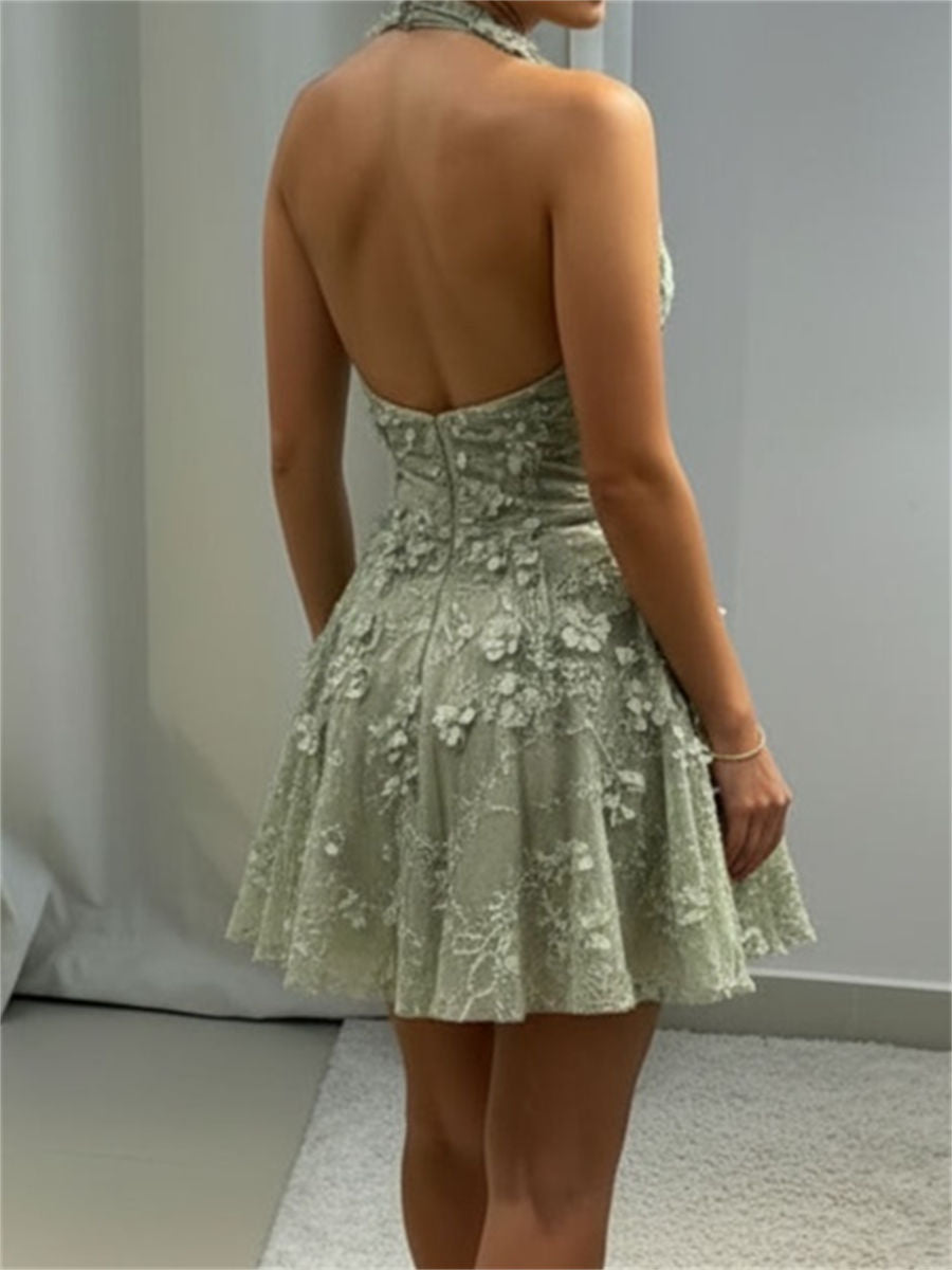 A-line/Princess Halter Appliques Lace Short/Mini Lace Homecoming Dresses
