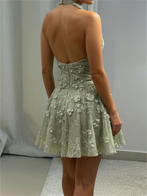 A-line/Princess Halter Appliques Lace Short/Mini Lace Homecoming Dresses