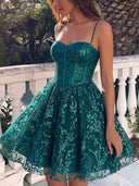 Sheath/Column Spaghetti Straps Bow Short/Mini Lace Homecoming Dresses