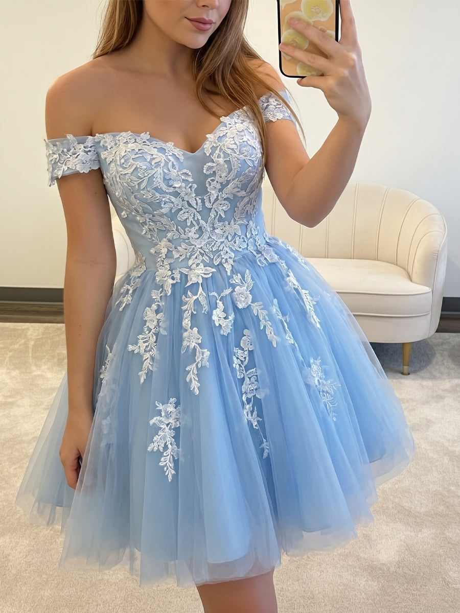 Sheath/Column Spaghetti Straps Appliques Lace Short/Mini Tulle Homecoming Dresses