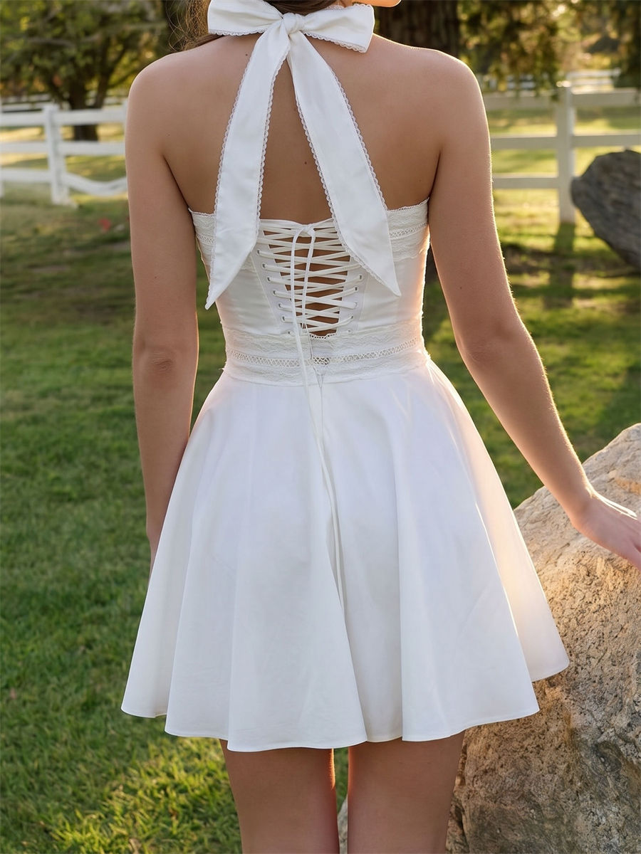 Sheath/Column Sweetheart Rhinestone Short/Mini Taffeta Homecoming Dresses