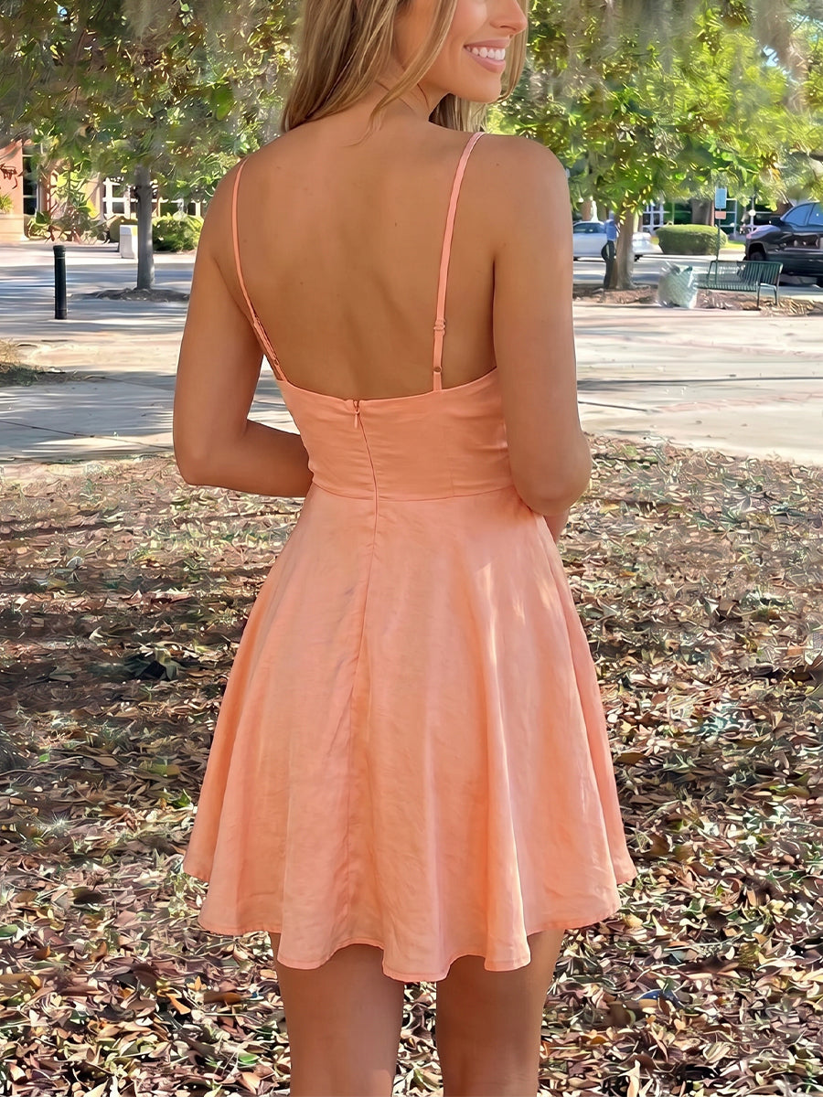 A-line/Princess Spaghetti Straps Pleated Short/Mini Taffeta Homecoming Dresses