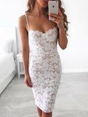 Sheath/Column Spaghetti Straps Lace Knee-Length Lace Homecoming Dresses