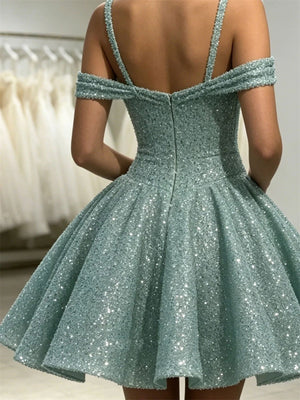 A-line/Princess Cold Shoulder Sequin Short/Mini Lace Homecoming Dresses