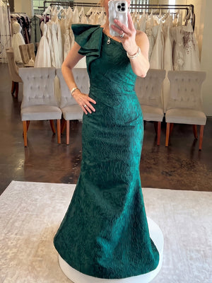 Sheath/Column One-Shoulder Pleated Floor-Length Mother of the Bride Dresses