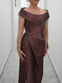Sheath/Column Scoop Beading Floor-Length Silk Like Satin Mother of the Bride Dresses