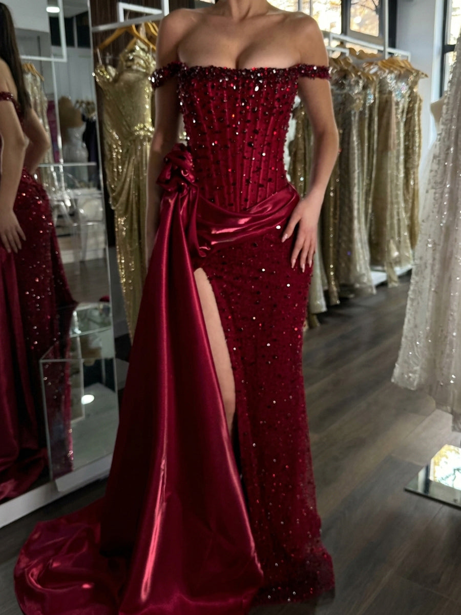 Sheath/Column Off-the-Shoulder Rhinestone Floor-Length Prom Dresses