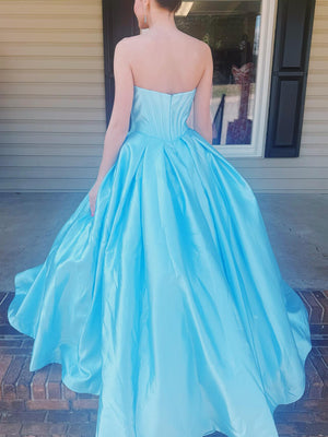 Ball-Gown Sweetheart Hand-Made Flower Floor-Length Satin Prom Dresses