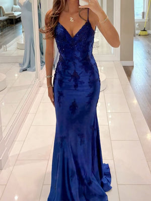 Sheath/Column V-neck Appliques Lace Sweep Train Silk Like Satin Prom Dresses