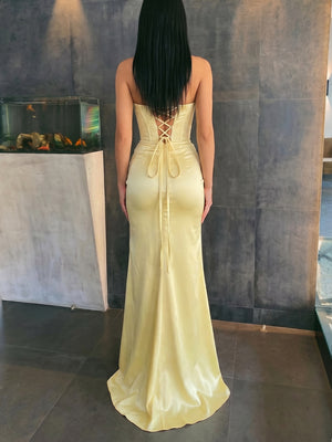 Sheath/Column Straight Lace Floor-Length Satin Prom Dresses