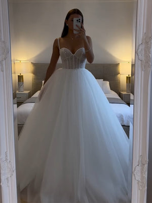 Ball-Gown Spaghetti Straps Beading Floor-Length Tulle Wedding Dresses