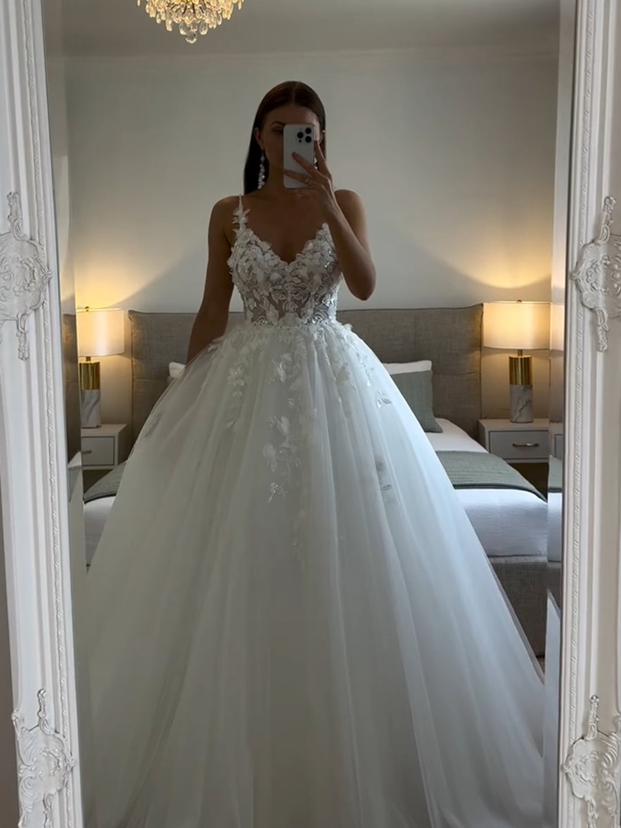 Ball-Gown Spaghetti Straps Appliques Lace Floor-Length Tulle Wedding Dresses