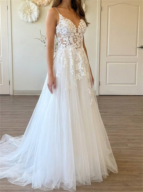 A-line/Princess Spaghetti Straps Appliques Lace Sweep Train Tulle Wedding Dresses