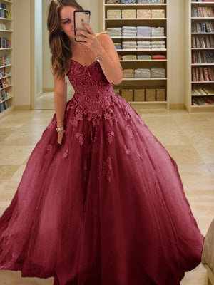 Ball-Gown Bateau Long Sleeves Appliques Lace Floor-Length Tulle Dress