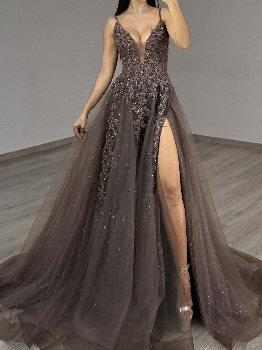 A-line Spaghetti Straps Appliques Lace Court Train Tulle Prom Dress