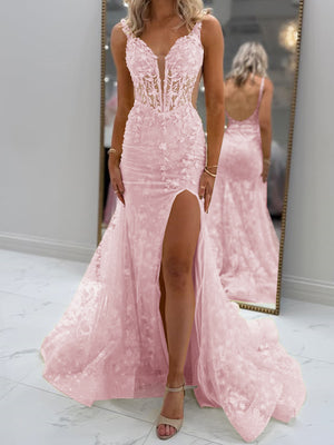 Sheath V-neck Appliques Lace Court Train Tulle Corset Prom Dress