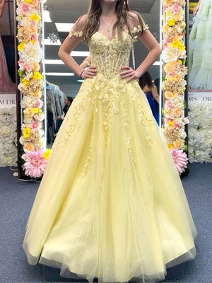 A-line Off-the-Shoulder Appliques Lace Floor-Length Tulle Corset Prom Dress