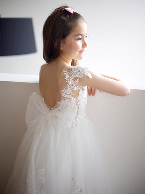 A-line Sweetheart Bow Sweep Train Tulle Flower Girl Dress