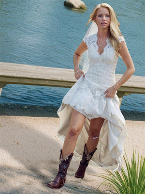 Sheath V-neck Short Sleeves Applique Court Train Lace Wedding Dress
