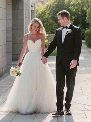 Ball-Gown Sweetheart Lace Sweep Train Tulle Wedding Dress