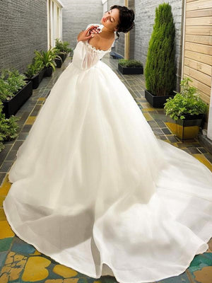 Ball-Gown Sweetheart 3/4 Sleeves Ruched Court Train Organza Wedding Dress