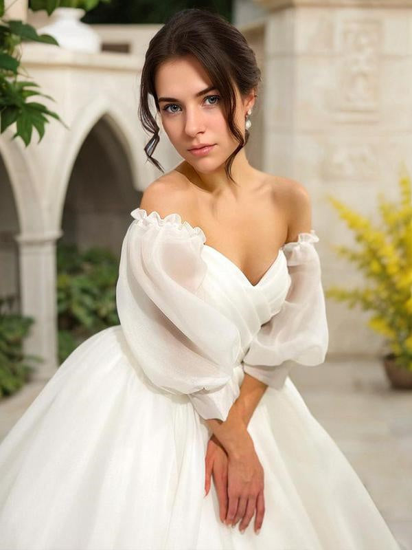 Ball-Gown Sweetheart 3/4 Sleeves Ruched Court Train Organza Wedding Dress