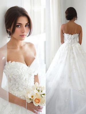 Ball-Gown Sweetheart Applique Sweep Train Tulle Wedding Dress