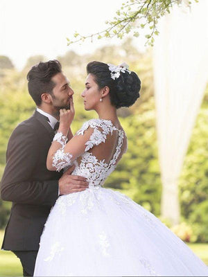 Ball-Gown Sweetheart Long Sleeves Appliques Lace Court Train Tulle Wedding Dress