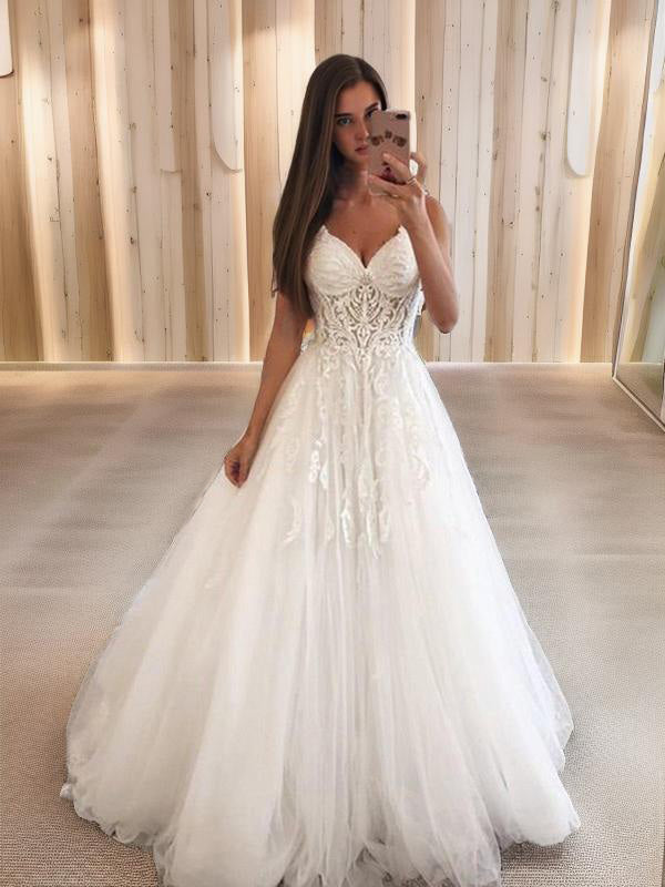 A-line Sweetheart Appliques Lace Floor-Length Tulle Wedding Dress