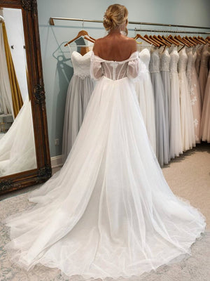 A-line Sweetheart Long Sleeves Chapel Train Tulle Corset Convertible Wedding Dress