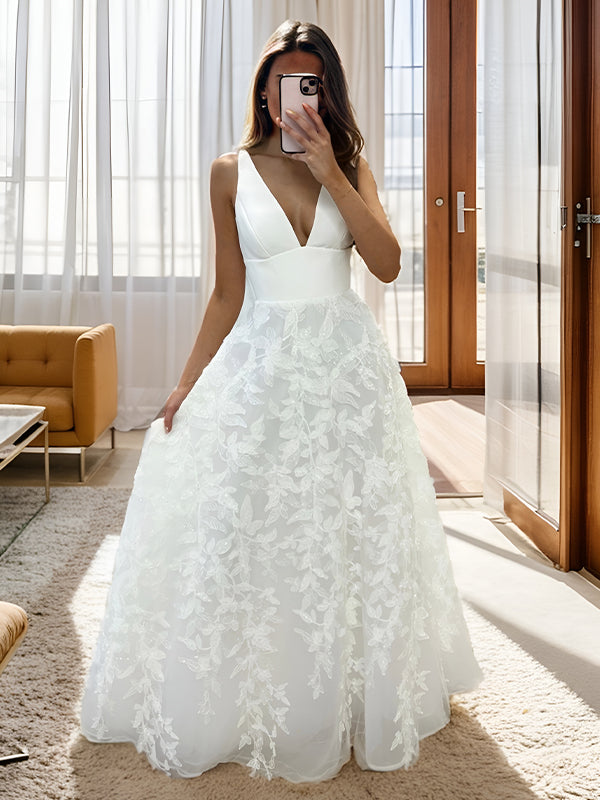 A-line V-neck Appliques Lace Floor-Length Stretch Crepe Wedding Dress