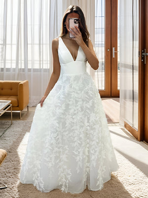 A-line V-neck Appliques Lace Floor-Length Stretch Crepe Wedding Dress