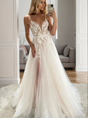 A-line Spaghetti Straps Appliques Lace Sweep Train Tulle Wedding Dress